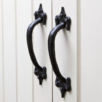 Black Pull Handles