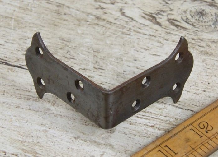 Cottingham - Butterfly Corner - Antique Iron
