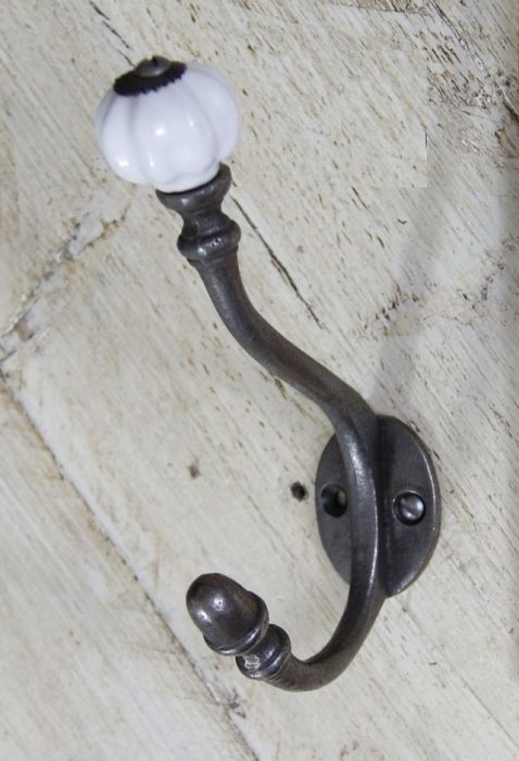Cottingham Ceramic Shell Tip Hat and Coat Hook 