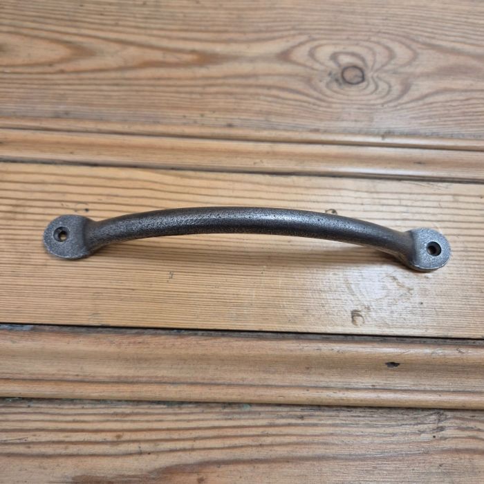 Cottingham Bow Cupboard Handle 