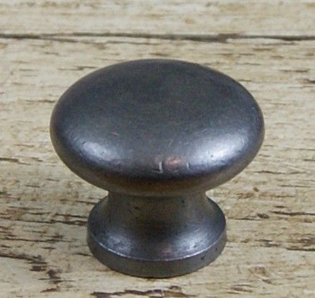 Cottingham - Single Cast Shaker Cupboard Knob - Antique Iron