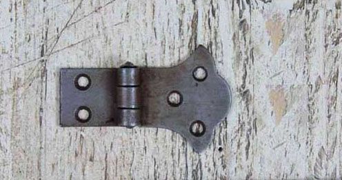 Cottingham - Half Butterfly Hinge - Antique Iron