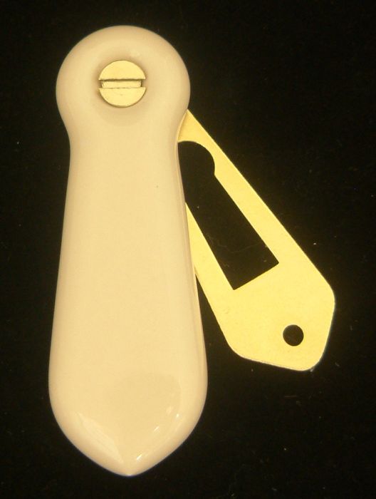 Chatsworth - Standard Profile Porcelain Escutcheon - Cream