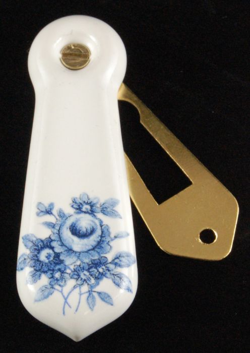 Chatsworth Standard Profile Saxony Porcelain Escutcheon
