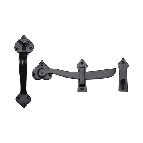 M.Marcus - Black Iron Curved Gate Latch - Matt Black