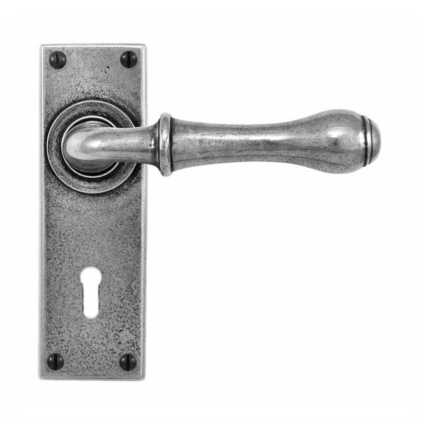 Finesse Derwent Door Handle on Backplate - Pair