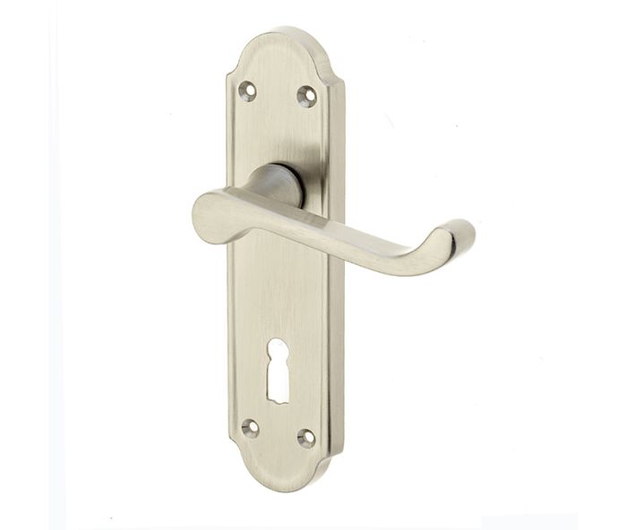 Frelan Sherborne Door Handle on Backplate - Pair
