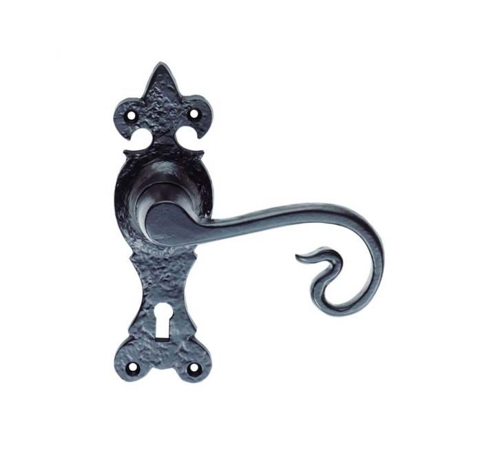 Ludlow Foundries Curly Tail Door Handle on Backplate - Pair