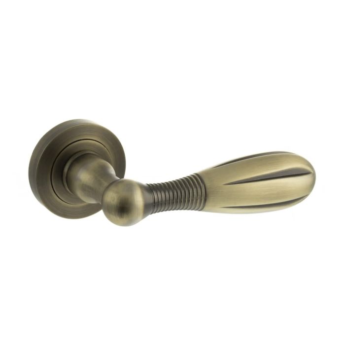 Atlantic Hardware - Old English Cambridge Door Handle on Rose - Matt Antique Brass - Pair