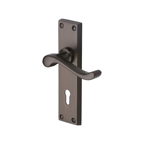 M.Marcus Heritage Brass Bedford Door Handle on Backplate - Pair