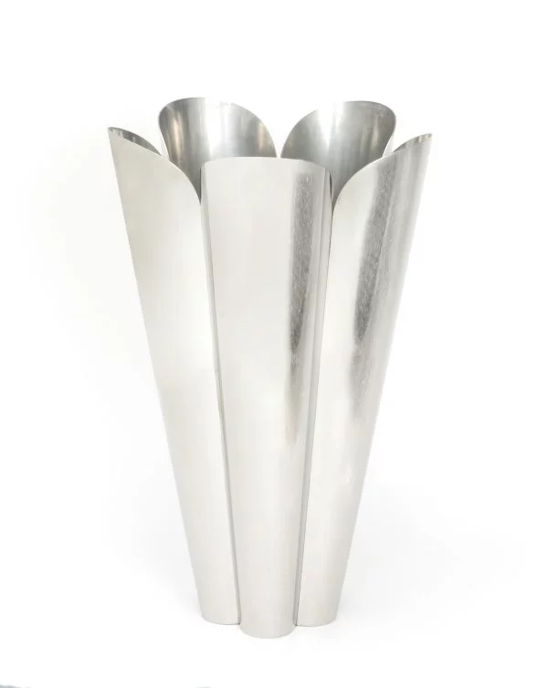 From the Anvil Polished Marine SS (316) 30cm Flora Pot